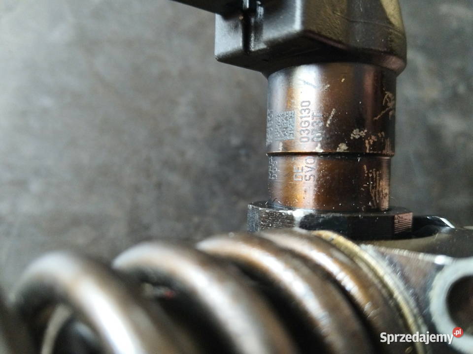 Pompowtryskiwacz 03G130073 T Lubin sprzedam
