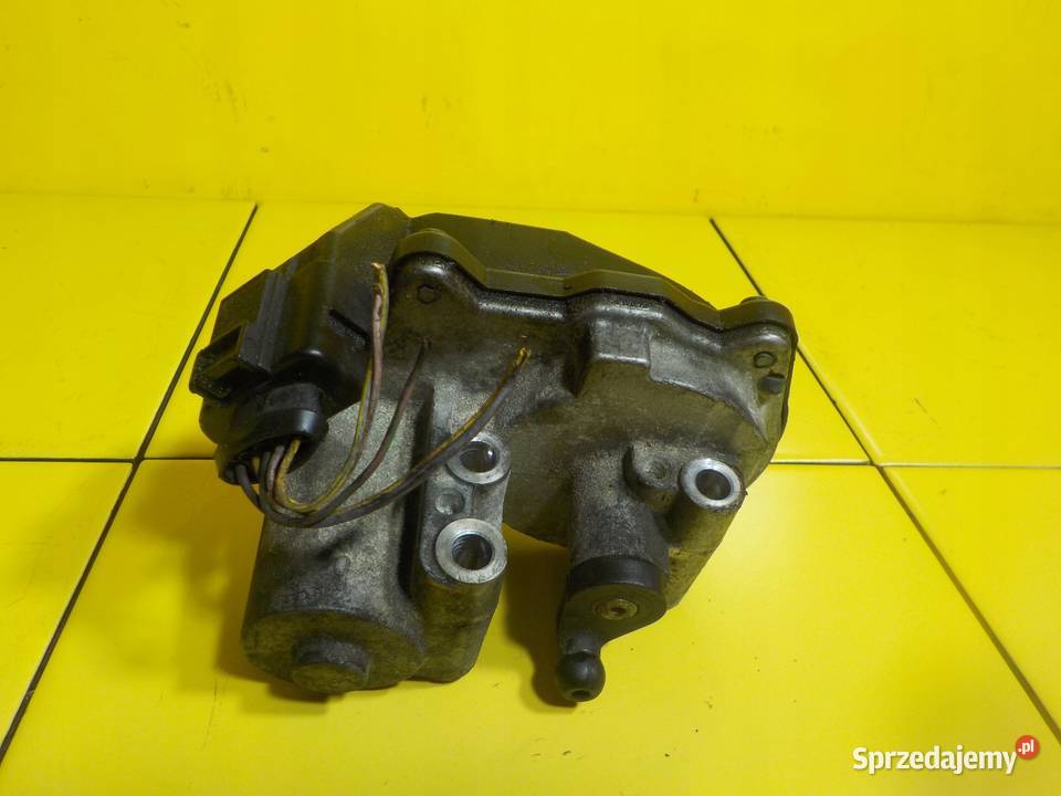 AUDI A5 A4 B8 27 TDI 10r CGK nastawnik klap Suków