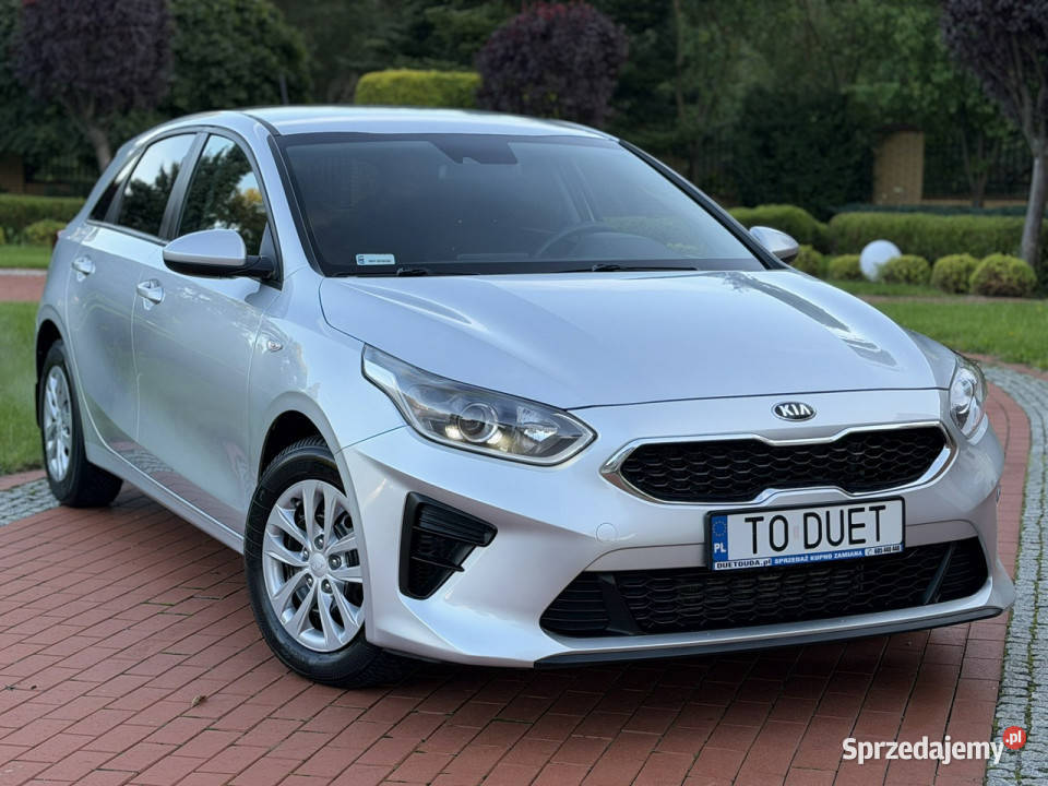 Kia Ceed 16 CRDi 116 Diesel Zadbana Serwisowana srebrny Kia Widełki