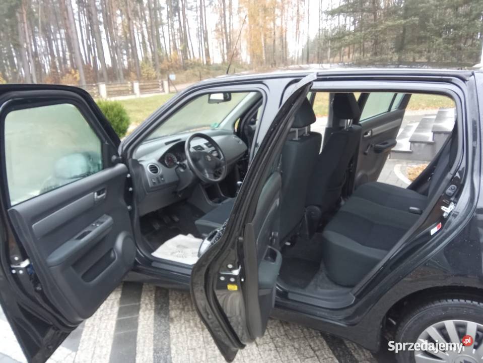 Suzuki Swift 5d hb 13 benzynka z klimatyzacja
