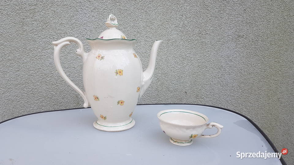 Tułowice dzbanek I filiżanka z lat 50 Porcelana i szkło śląskie Myszków