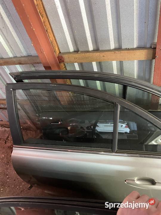 Komplet Drzwi 4 Toyota Avensis II T25 Srebrne Kamocin