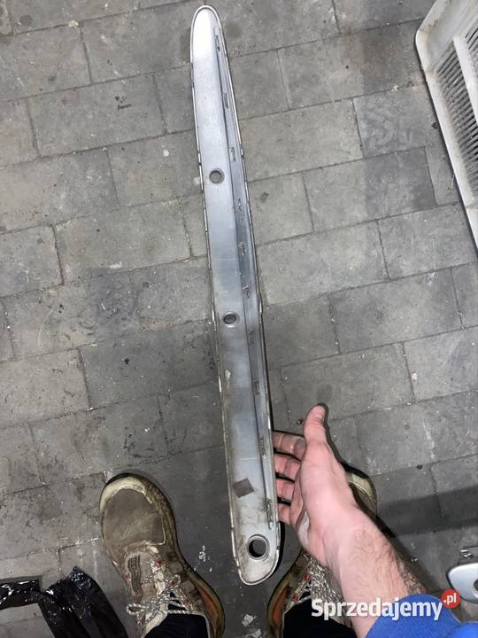 listwy zderzaka chromowane w211 przedlift Pozostałe lubelskie Tomaszów Lubelski