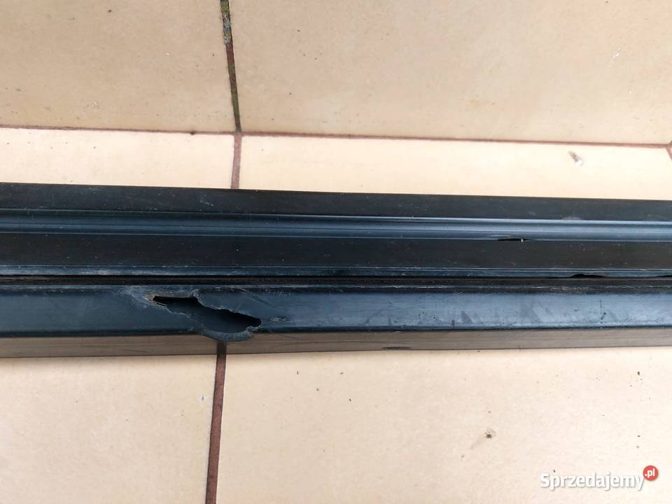 Mercedes W460 W461 W463 G Klasa 5 drzwi listwy Sieciechów sprzedam