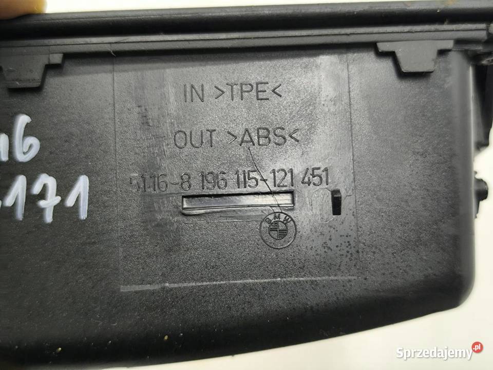 SCHOWEK KIEROWCY DESKI BMW E46 19 8195115 osobowe