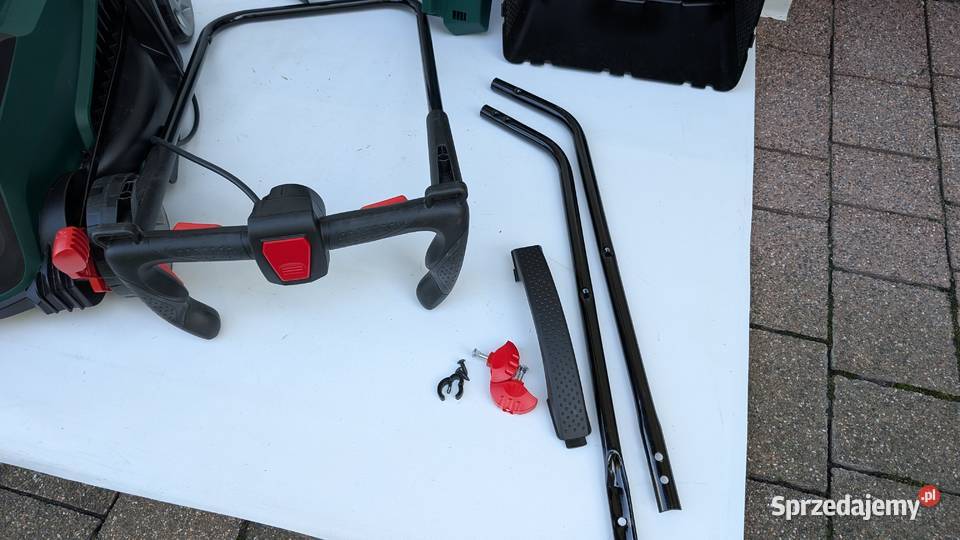 Kosiarka akumulatorowa Bosch CityMower 18V32300 małopolskie