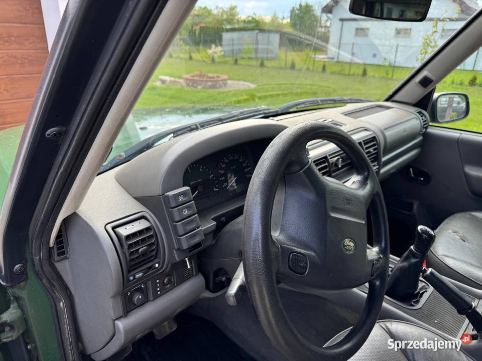 Klasyczny Land Rover Discovery II 2001 Giżycko
