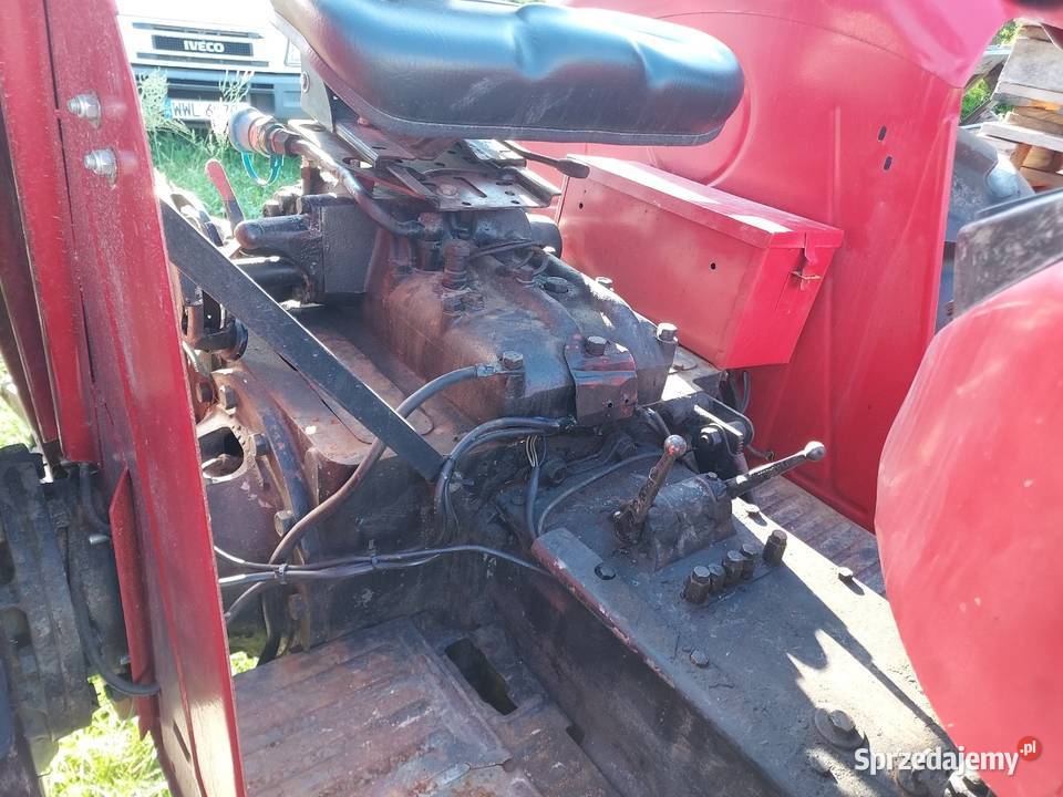 Sprzedam ciągnik c360 Skrzynia biegów Manualna Garbatka-Letnisko sprzedam