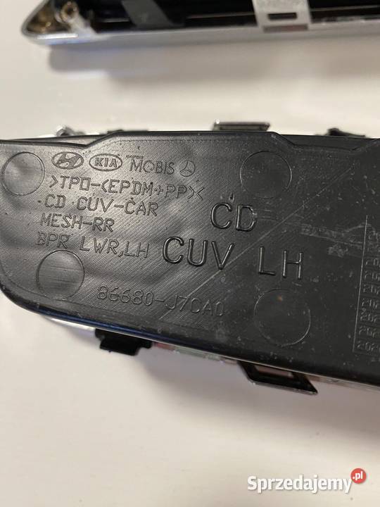 KIA XCEED 1921 atrapa wydechu lewa prawa