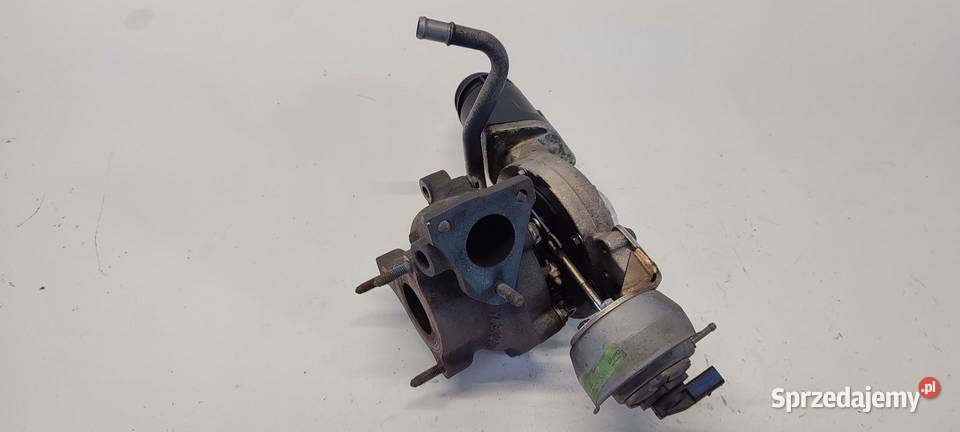 AUDI A4 B8 TURBOSPRĘŻARKA 20 TDI 03L145721A Osłony i zaślepki