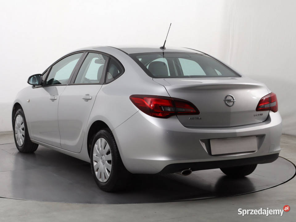 Opel Astra 14 T manualna Katowice