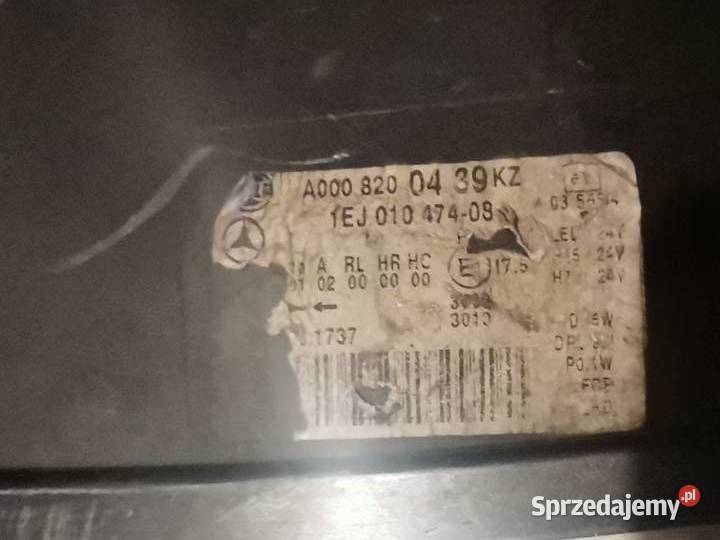 MERCEDES CITARO II 2011 PRAWA LAMPA PRZÓD DO