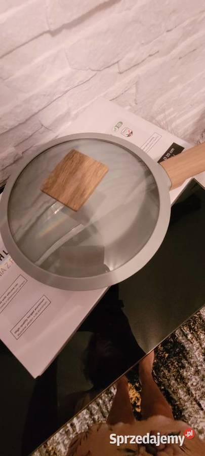 Patelnia z pokrywą Ozimek