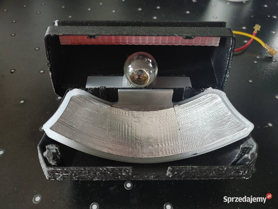 Mercedes W124 Sedan 3 Środkowa Lampa Stop Nowa Białystok sprzedam