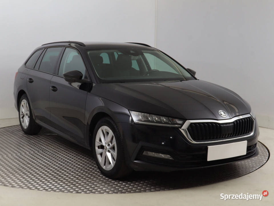 Skoda Octavia 15 TSI etec światła LED Bielany Wrocławskie