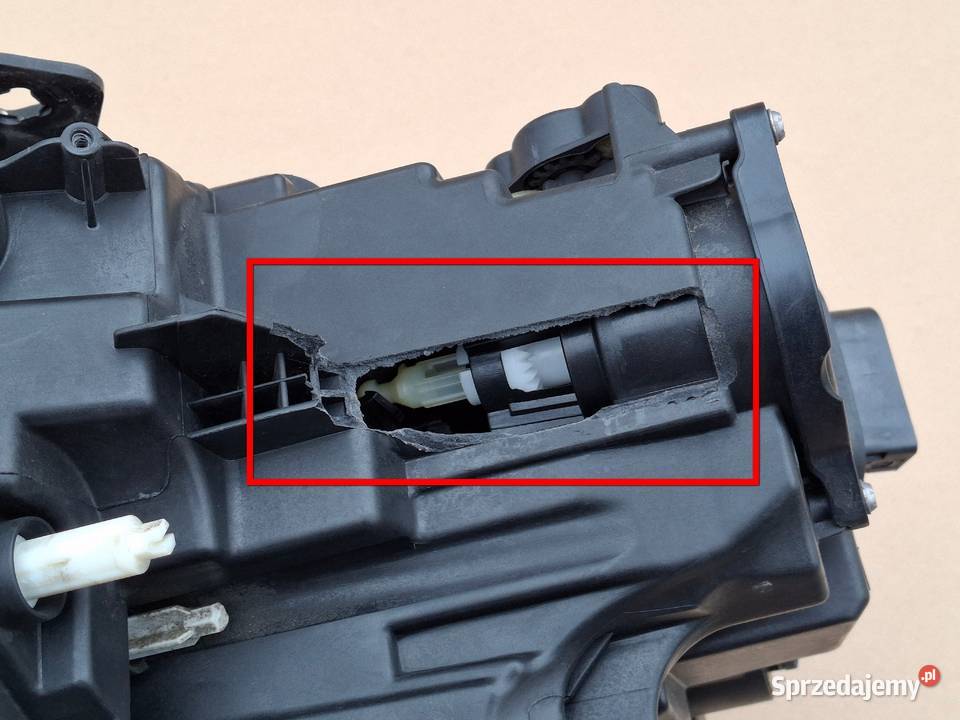 AUDI A3 8V LIFT REFLEKTOR PRAWY FULL LED LAMPA Bieleń