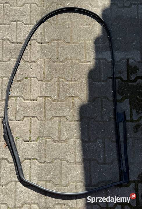 Uszczelka drzwi prawy przód Infiniti qx70 Radom sprzedam