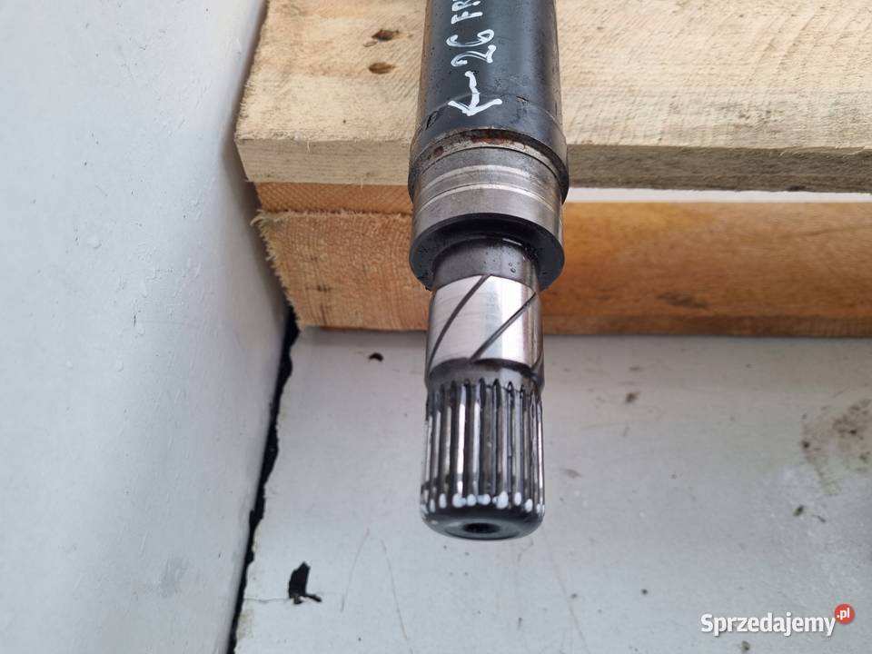 PÓŁOŚ Volvo V70 II S60 I XC70 24 D5 PRAWA lubelskie Chełm sprzedam