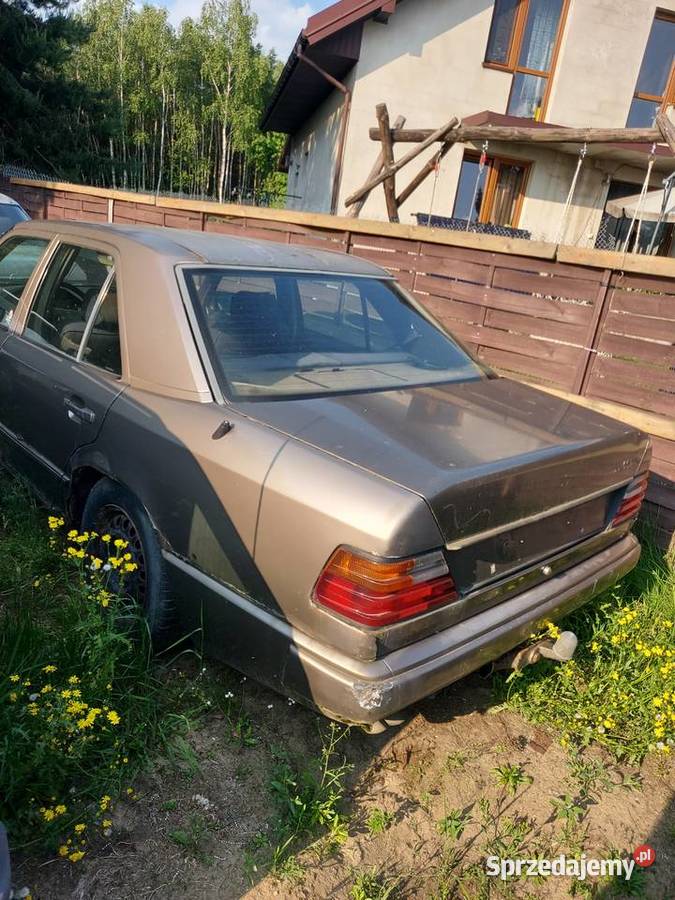Mercedes w124 113KM W124 Rząśnia