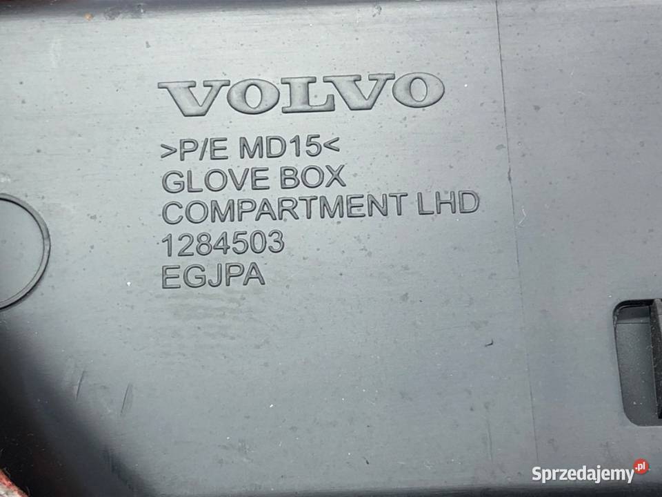 SCHOWEK PASAŻERA VOLVO V40 Hatchback PÓŁKA DESKI sprzedam