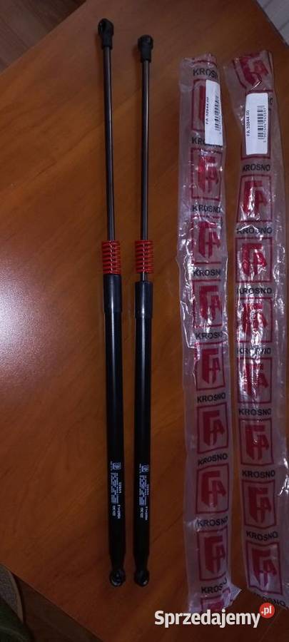 Nowy komplet siłowników klapy