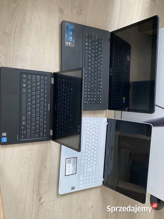 Trzy uszkodzone laptopy Pozostałe Deszczno