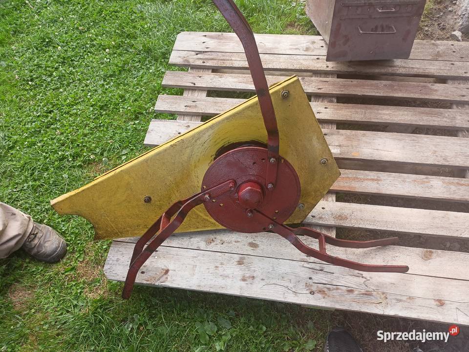 Kombajn Claasgarażowany inne części rolnicze Claas Nowy Żmigród