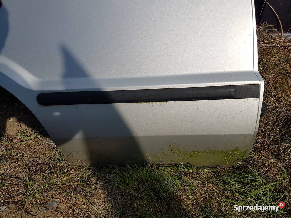 FORD FUSION 2004 2006 DRZWI PRAWE TYL SREBRNE Turek