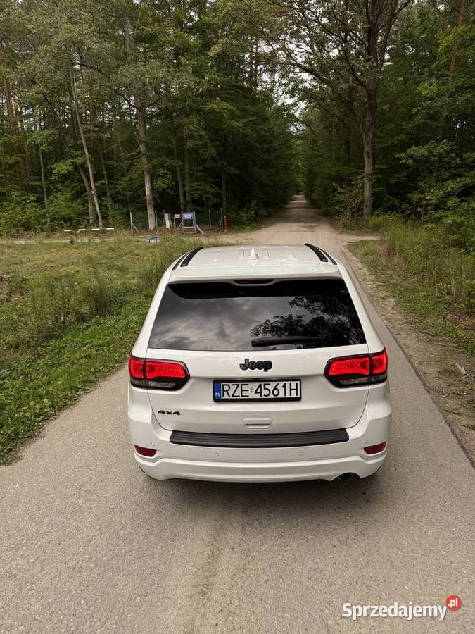 JEEP Grand Cherokee 36L automat kamera cofania Grand Cherokee Zaczernie