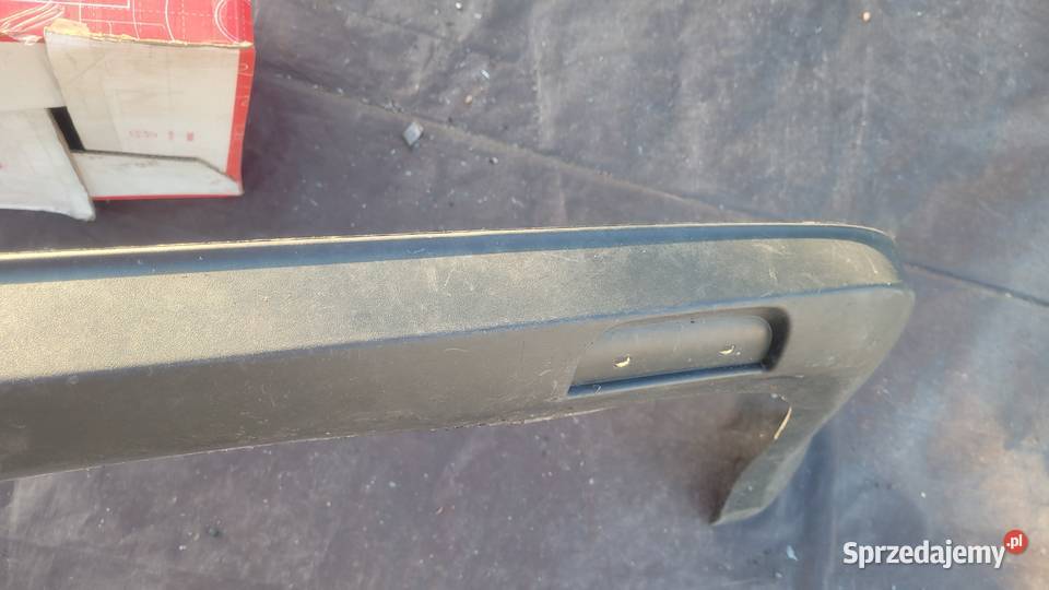 FORD FOCUS MK2 KOMBI DOKLADKA ZDERZAKA TYL HOKEJ