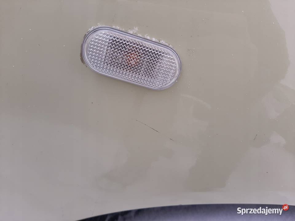 BŁOTNIK PRAWY PRZÓD NISSAN MICRA K12 HATCHBACK osobowe Nowy Tomyśl