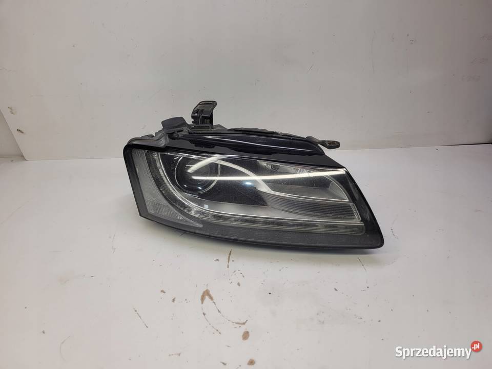 REFLEKTOR PRAWY PRZÓD AUDI A5 8T0941004AP XENON Lampy przednie śląskie Przystajń