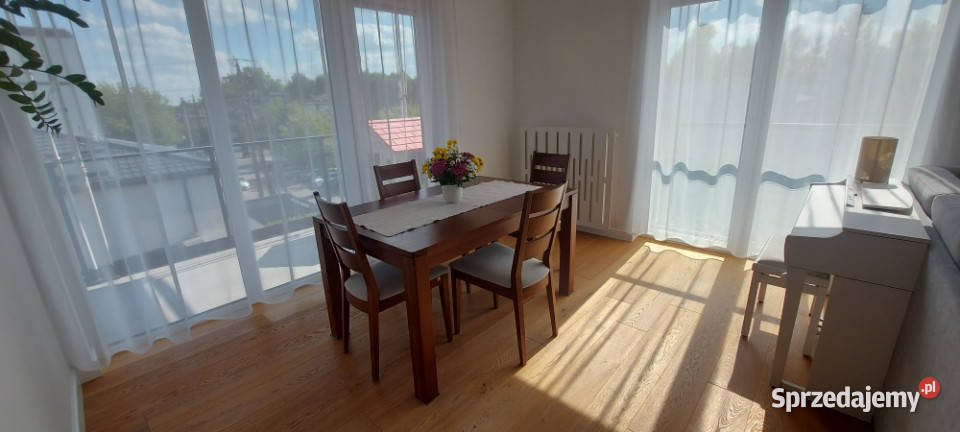 Centrum Międzylesia 4 pokoje 86 m SKM winda Warszawa