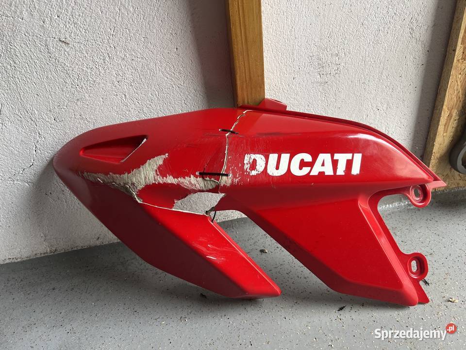 Owiewka lewa Ducati Hypermotard uszkodzona Elementy nadwozia Gdynia
