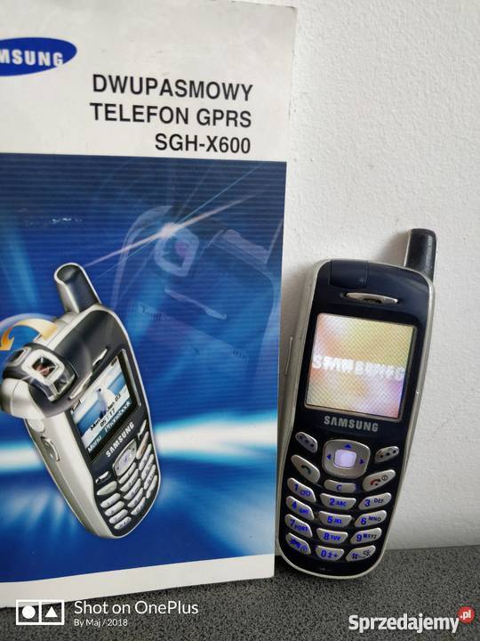 Telefon Samsung SGH-X600 .