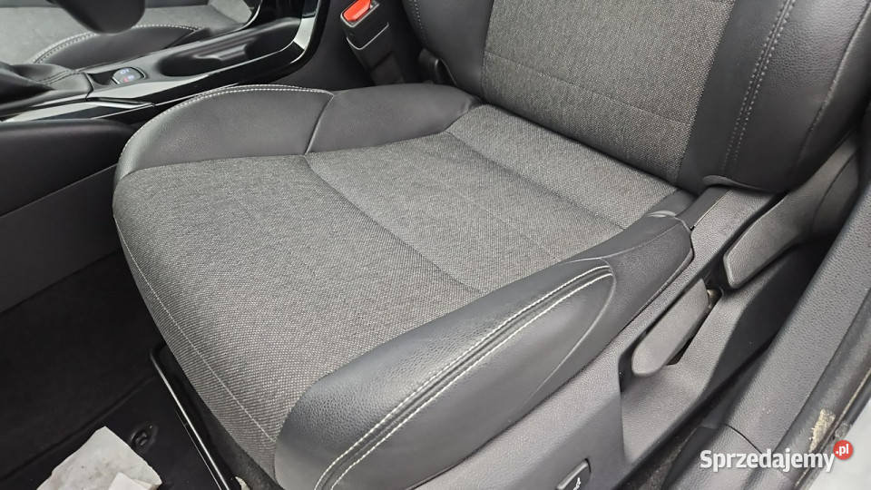 Toyota Corolla 18 Hybrid GPF Comfort Z Polskiego