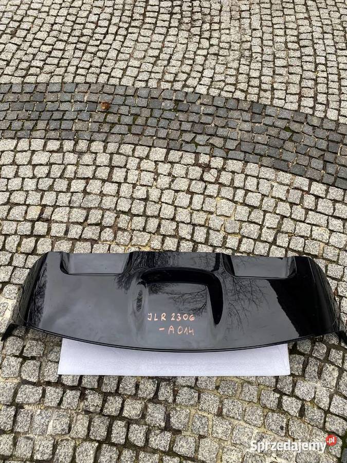 RANGE ROVER VELAR LIFT J8A244210A spoiler tylnej Lampy tylne