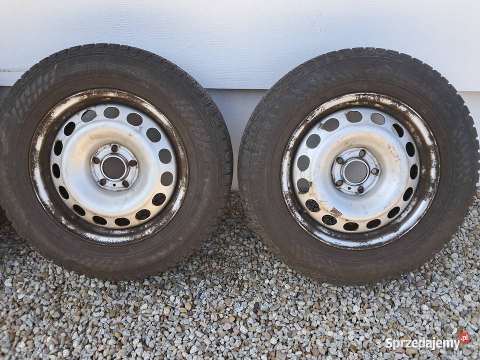 Opony zimowe NOKIAN Hakkapeliitta CR4 21565r16c Lubień
