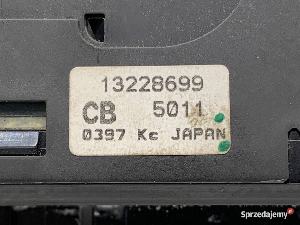 PRZEŁĄCZNIK SZYB OPEL ZAFIRA B 13228699 0519 osobowe