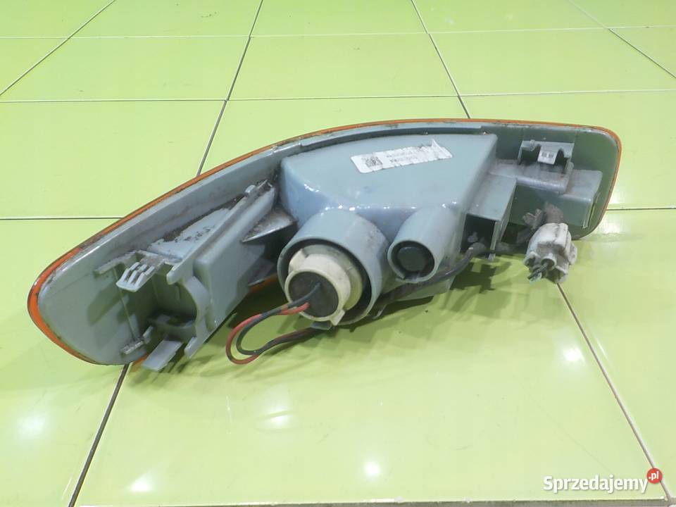 MITSUBISHI OUTLANDER II 20 D 07r 5D lampa lewa Suków