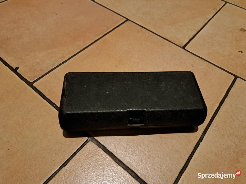 Skrzynka z kluczami Fiat 126p125p wielkopolskie Leszno