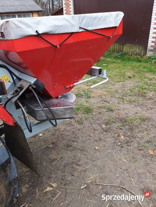 Sprzedam rozsiewacz woprol Pozostałe Podborcze