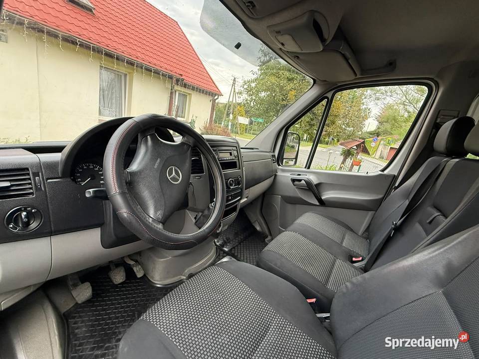 Mercedes Sprinter brygadówka 7osobowy skrzynia