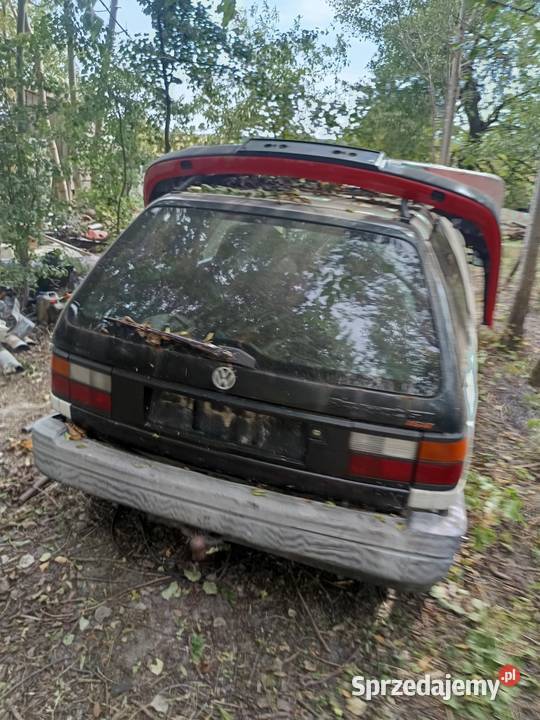 Passat B3 na części zderzak maska dzwi błotnik nieuszkodzony
