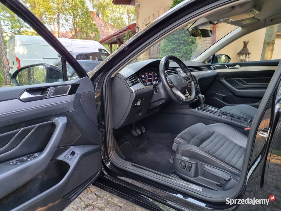 VW Passat 4Motion Elegance Matrix Led Virtual czarny Passat Warszawa