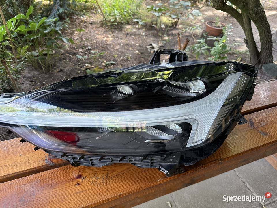 Lampa przednia Volvo xc60 Poznań