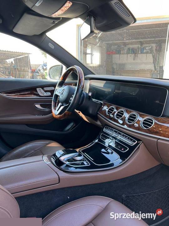 MercedesBenz Klasa E 30 diesel 286 2019r 1 Klasa E wielkopolskie Ląd