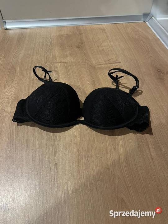 Delikatny uniwersalny stanik 75A Inna marka Gdańsk sprzedam