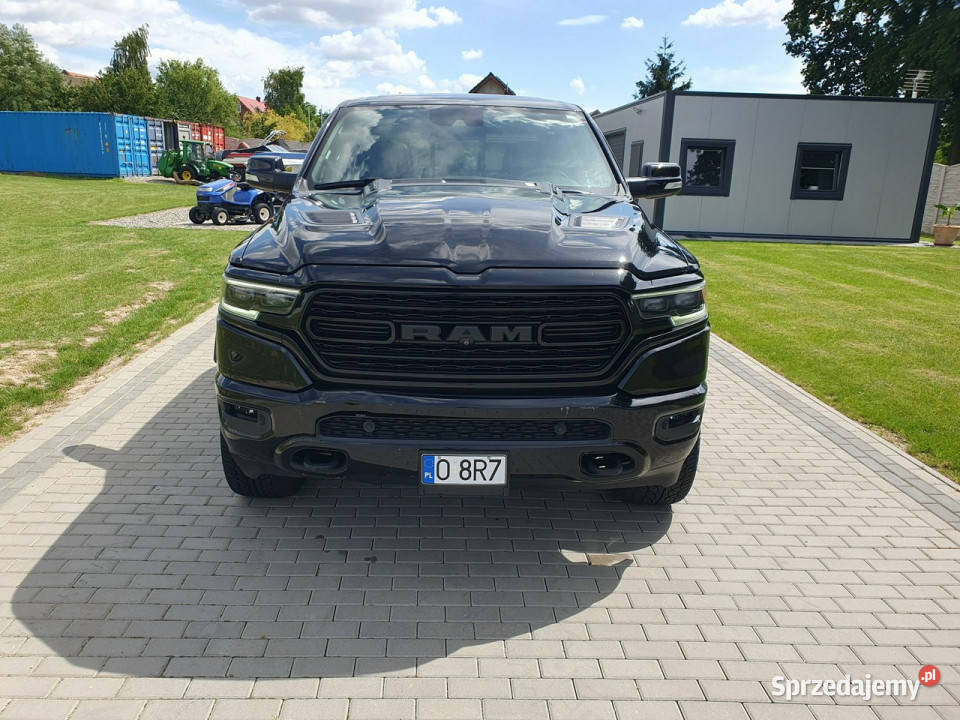 Dodge RAM 57 V8 401 E TORQUE Limited Night Raty czujnik parkowania Strobice