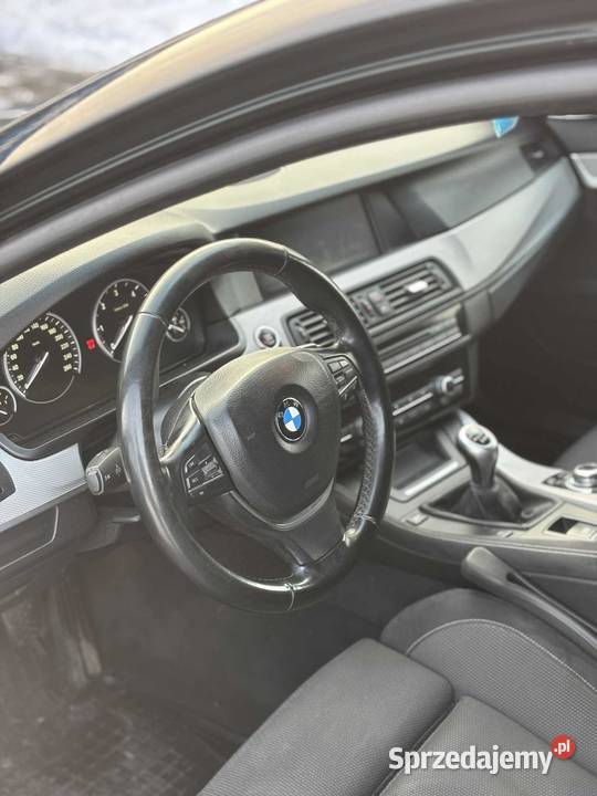 Sprzedam BMW F10 Seria 5 Samochody osobowe Starachowice